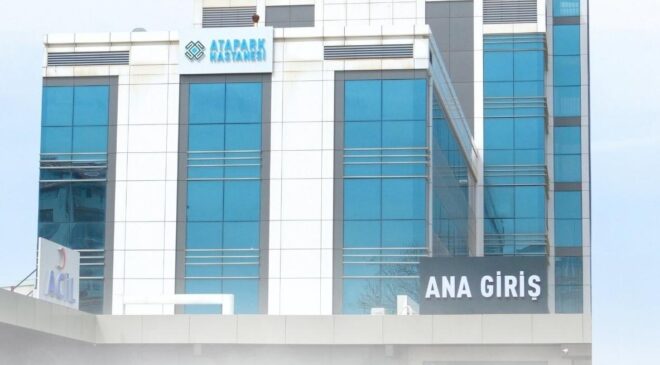 Uşak’ta Sağlıkta Yeni Dönem: Atapark Hastanesi Güçlü Kadrosu ve Modern Altyapısıyla Hizmete Açıldı”