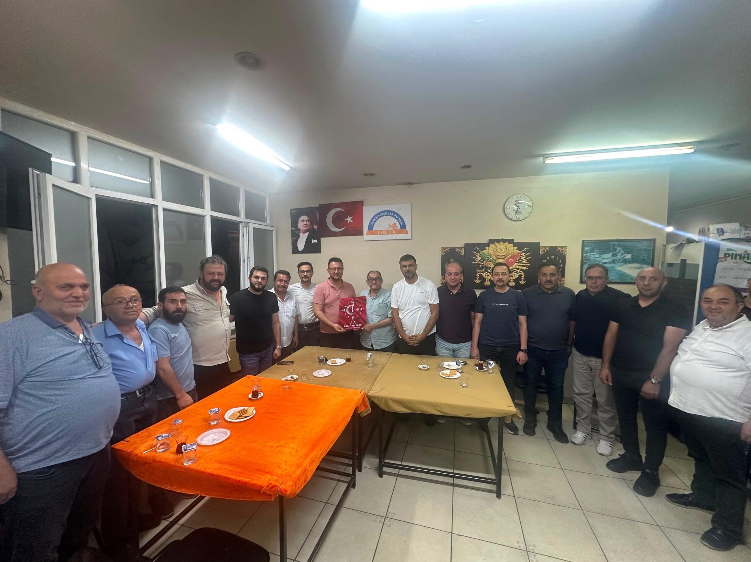 Anahtar Parti Uşak İl Teşkilatı, Sivil Toplum Buluşmalarını Sürdürüyor