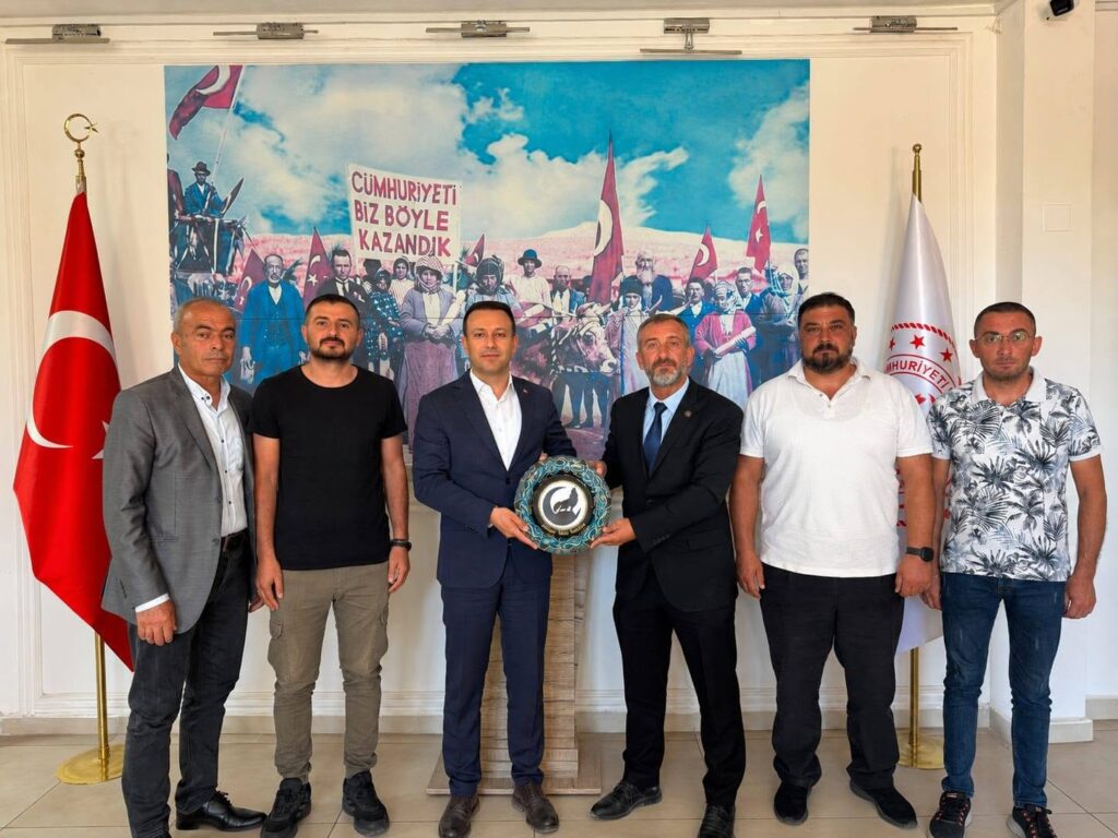 Ülkü Ocakları Ulubey İlçe Başkanlığından Vali Yardımcısı/Kaymakam Vekili Yusuf Beran Vuran'a Nezaket Ziyareti - c4af93fb 79b3 4ee0 a163 95f301292124 1