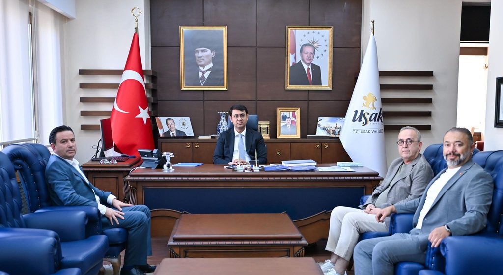 Uşak Basketbol Spor Kulübü Başkanı Ayhan Aslan’dan Uşak Valisi’ne Ziyaret - 1 1
