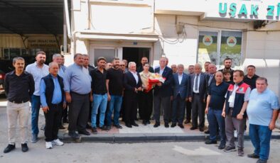 Bayraktar, Uşak’ta Ziraat Odası Başkanları ve Meclis Üyeleriyle Bir Araya Geldi