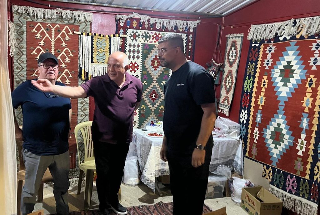 Anahtar Parti Uşak Teşkilatı, 30 Ağustos Zafer Bayramı Kapsamında Sahada Vatandaşlarla Buluştu - f55ef9fa 0ee5 4c85 86e4 d907eafec9a1